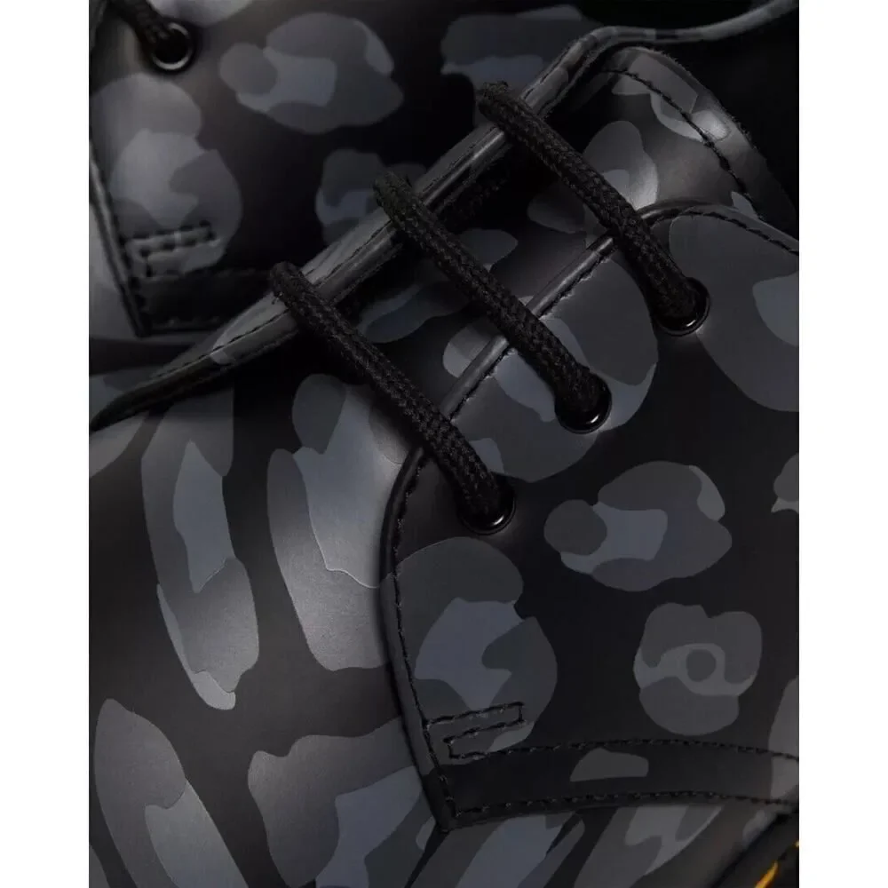 Dr. Martens 1461‎ Skull Print Shoes Unisex 6M/7W Black Grey NWOT'S Graphic